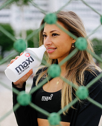 Maxinutrition-Isotonisches getraenk_Frau Maxinutrition-Isotonisches getraenk_Frau